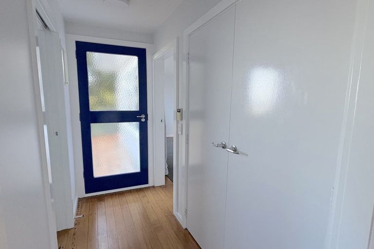 Photo of property in 69 Moana Road, Kelburn, Wellington, 6012