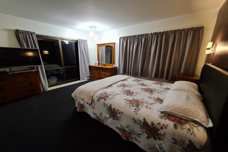 Photo of property in 215 Fairway Drive, Te Kamo, Whangarei, 0112