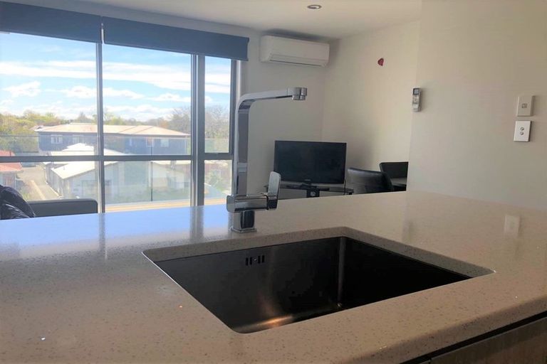 Photo of property in 9/376 Worcester Street, Linwood, Christchurch, 8011