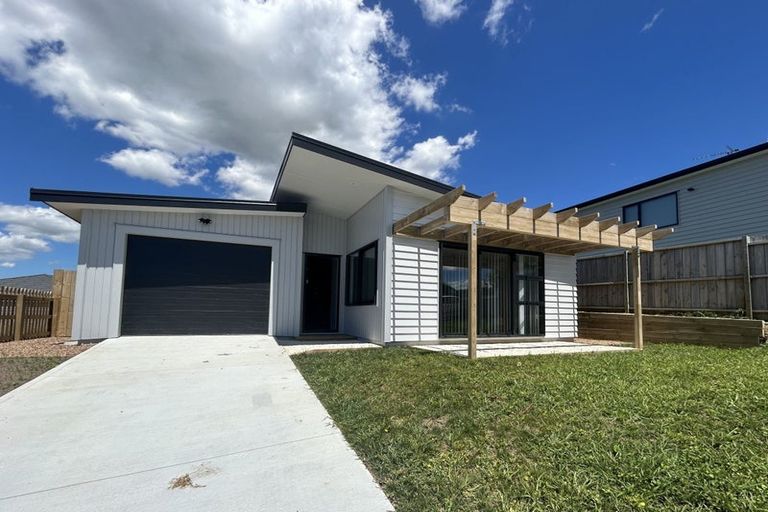 Photo of property in 4 Rockpool Road, Orewa, 0931