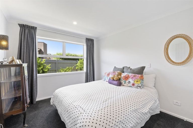 Photo of property in 40 Okarito Avenue, Levin, 5510
