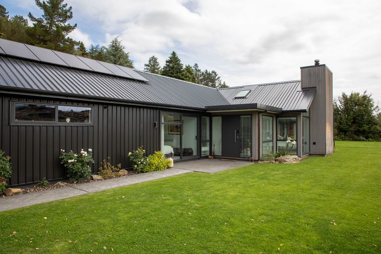 Photo of property in 98 Aronui Road, Bridge Hill, Alexandra, 9320