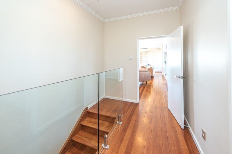 Photo of property in 2 Kapiti Terrace, Castlecliff, Whanganui, 4501