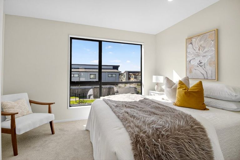 Photo of property in 17 Habitat Place, Hobsonville, Auckland, 0616