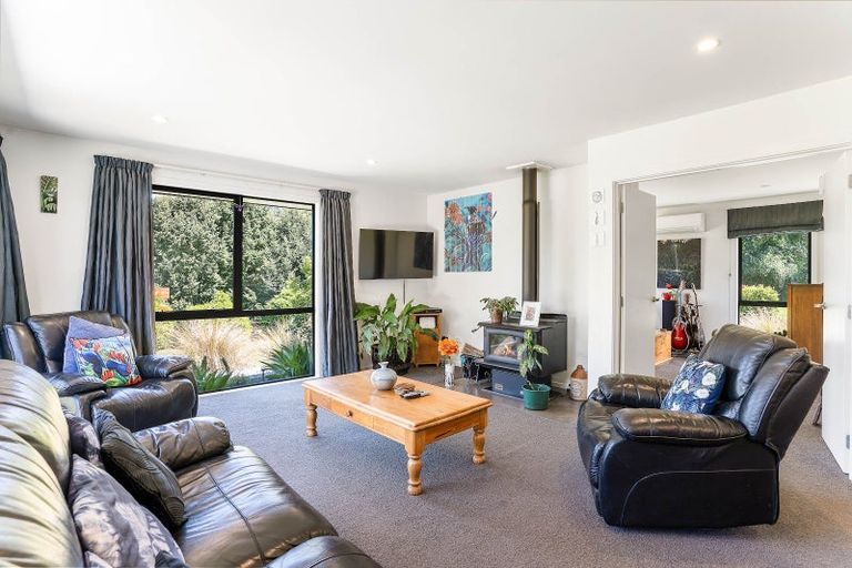 Photo of property in 10 Cove Lane, Mount Creighton, Queenstown, 9371