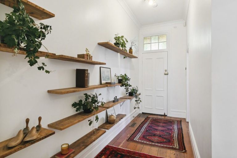 Photo of property in 42 Aro Street, Aro Valley, Wellington, 6021