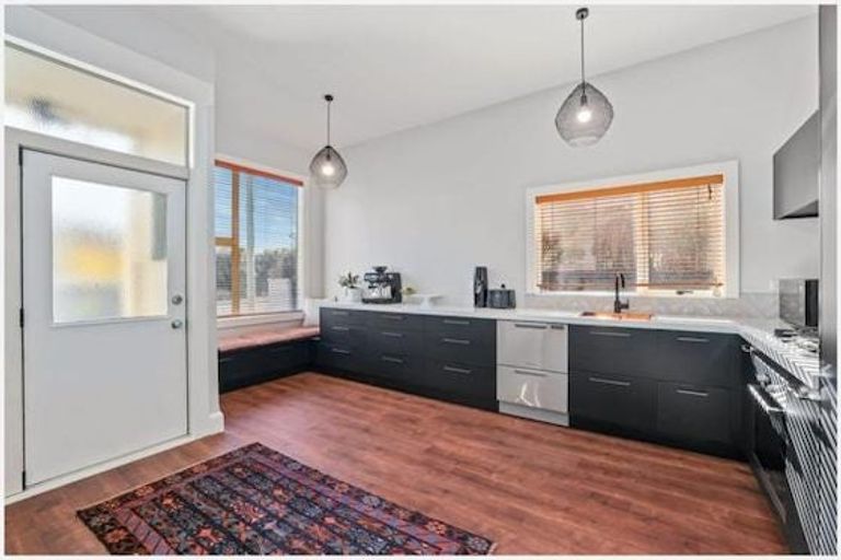 Photo of property in 25 Hardwicke Street, Sumner, Christchurch, 8081