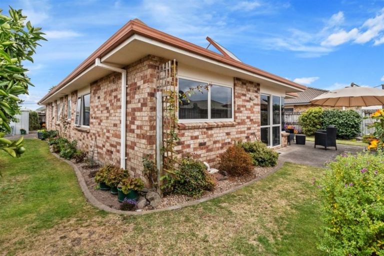 Photo of property in 11 Denny Hulme Drive, Mount Maunganui, 3116