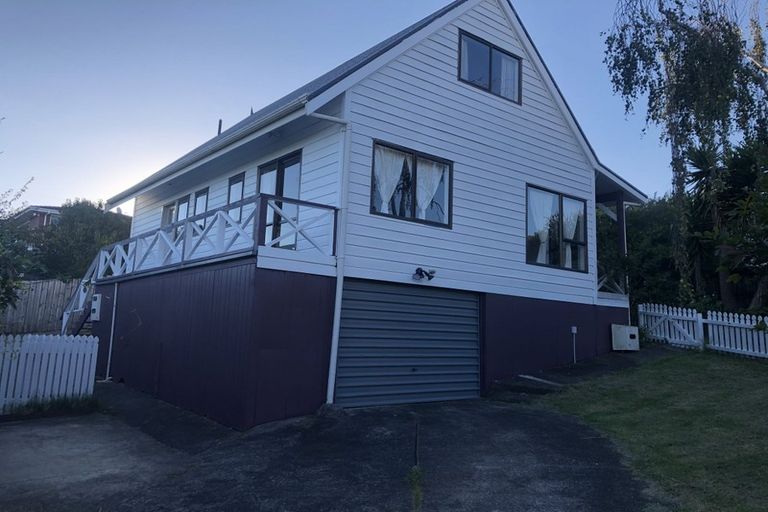 Photo of property in 1/3 Lewis Street, Blockhouse Bay, Auckland, 0600