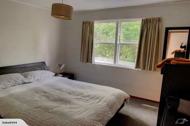 Photo of property in 36 Wyoming Avenue, Murrays Bay, Auckland, 0630