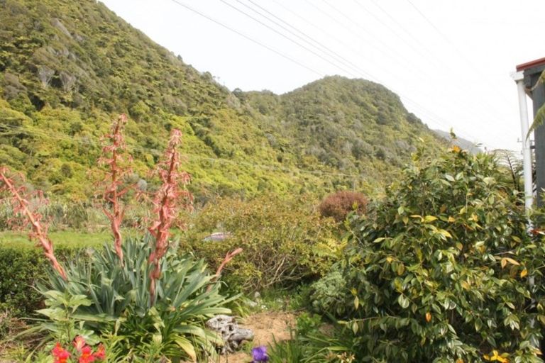 Photo of property in 140 Torea Street, Granity, 7823