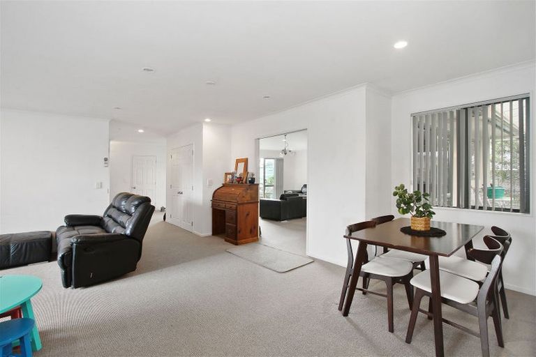 Photo of property in 7 Crispe Road, Clarks Beach, 2122