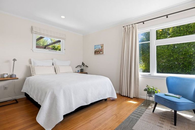 Photo of property in 6 Nyoli Street, Northcote, Christchurch, 8052
