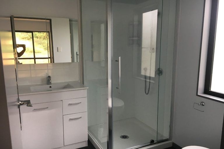 Photo of property in 34b Speargrass Grove, Timberlea, Upper Hutt, 5018