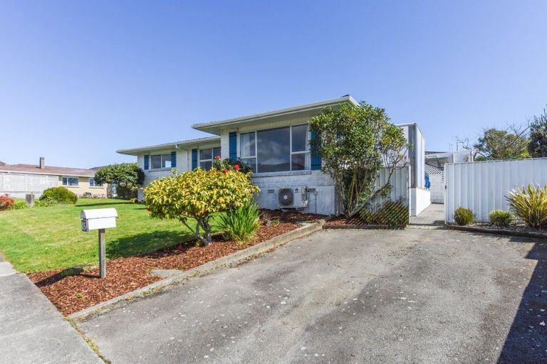 Photo of property in 45 Fergusson Street, Stoke, Nelson, 7011