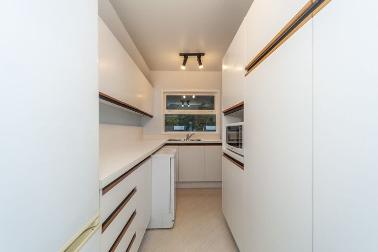 Photo of property in 10 Lawson Place, Mount Victoria, Wellington, 6011