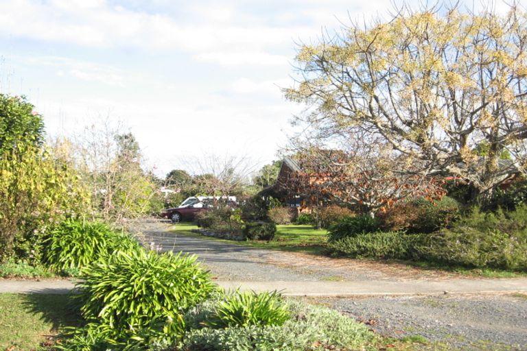 Photo of property in 5 Riverview Road, Kerikeri, 0230