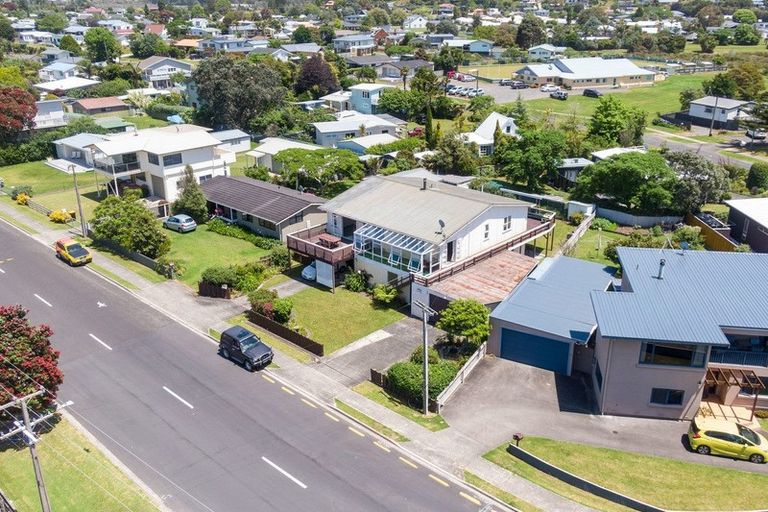 Photo of property in 66 Manaia Road, Tairua, 3508