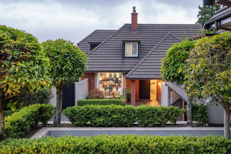 Photo of property in 13 Merlin Street, Roslyn, Dunedin, 9010