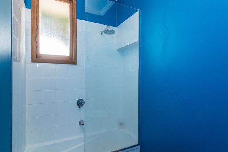 Photo of property in 111 Arawhata Road, Paraparaumu, 5032