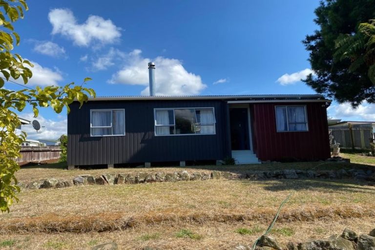 Photo of property in 16 Kowhai Street, Mangakino, 3421