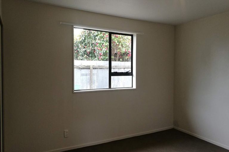 Photo of property in 2/94 Neill Street, Hornby, Christchurch, 8042