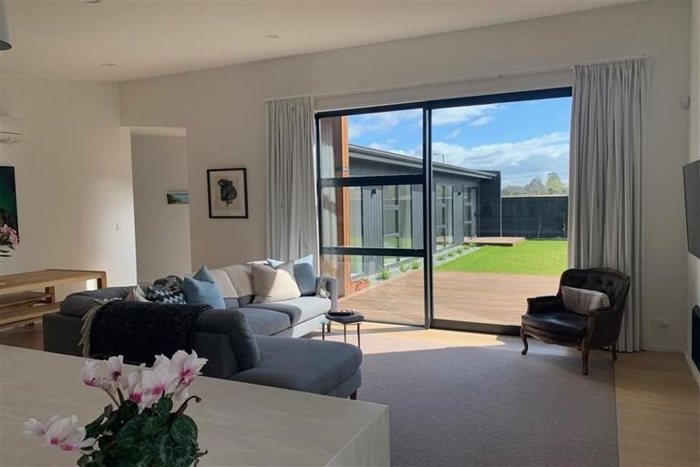 Photo of property in 41 Grayshott Avenue, Casebrook, Christchurch, 8051