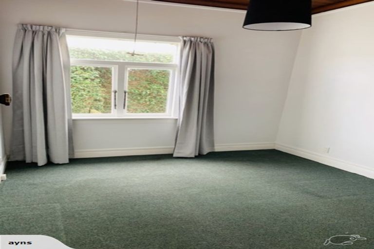 Photo of property in 9 Kinross White Street, Napier South, Napier, 4110