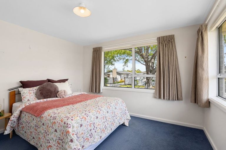 Photo of property in 5 Royleen Street, Casebrook, Christchurch, 8051