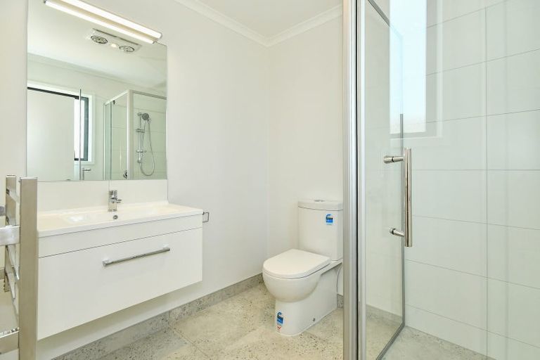 Photo of property in 3a Uatoto Road, Clarks Beach, 2122