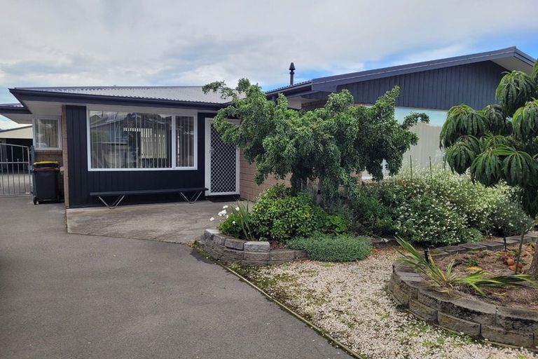Photo of property in 4 Tulloch Place, Papanui, Christchurch, 8052