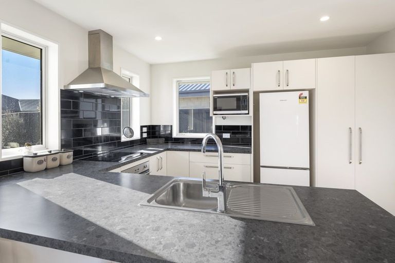 Photo of property in 40 Sutherland Drive, Kaiapoi, 7630