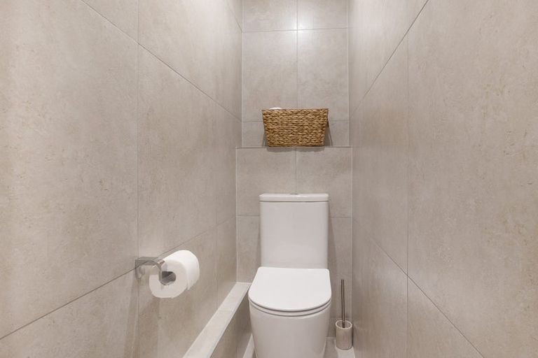 Photo of property in 17f Albert Street, Palmerston North, 4414