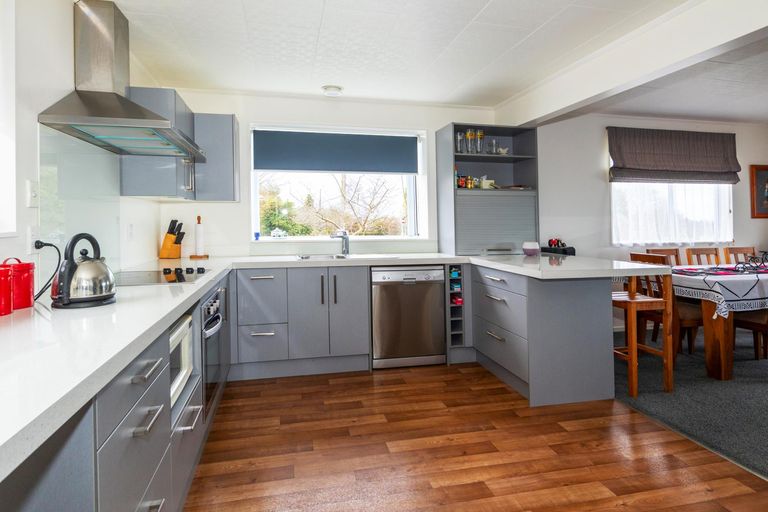 Photo of property in 23 Darby Street, Geraldine, 7930