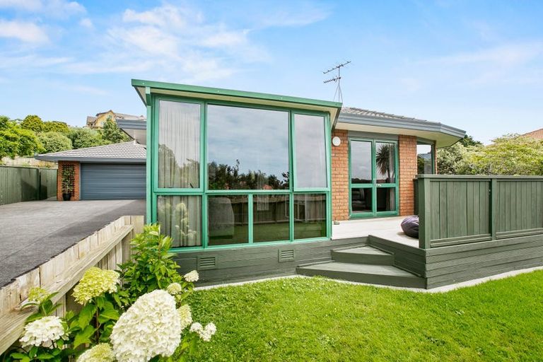 Photo of property in 20 Ashmore Drive, Frankleigh Park, New Plymouth, 4310