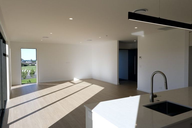 Photo of property in 22 Korora Crescent, Omokoroa, 3114