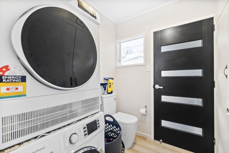 Photo of property in 102 Old Onerahi Road, Onerahi, Whangarei, 0110