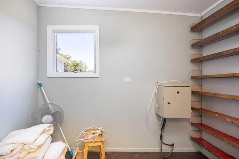 Photo of property in 46 Takiroa Street, Urenui, 4375