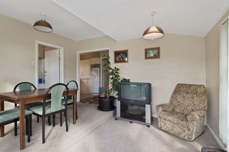 Photo of property in 128 Birdwood Avenue, Beckenham, Christchurch, 8023