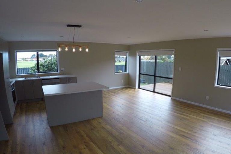 Photo of property in 14b Billabong Place, Botany Downs, Auckland, 2010