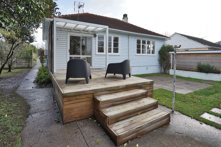 Photo of property in 6 Casey Avenue, Fairfield, Hamilton, 3214