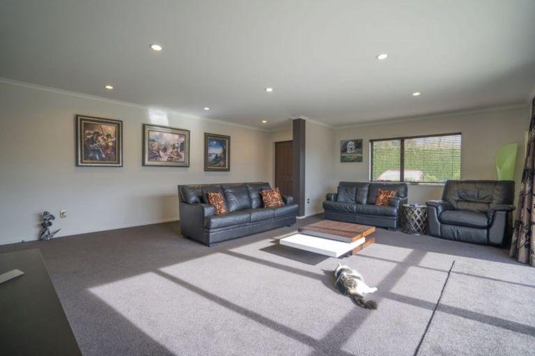 Photo of property in 61 Dunns Road, Otatara, Invercargill, 9879