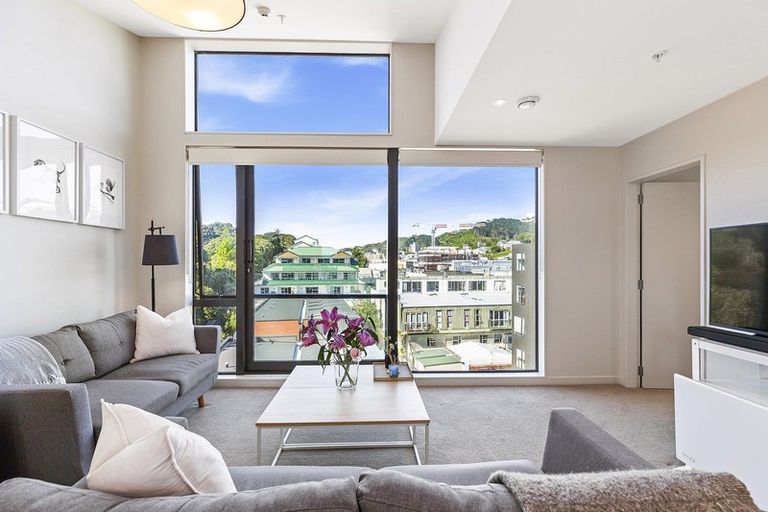 Photo of property in Nouvo Apartments, 5e/21 Rugby Street, Mount Cook, Wellington, 6021