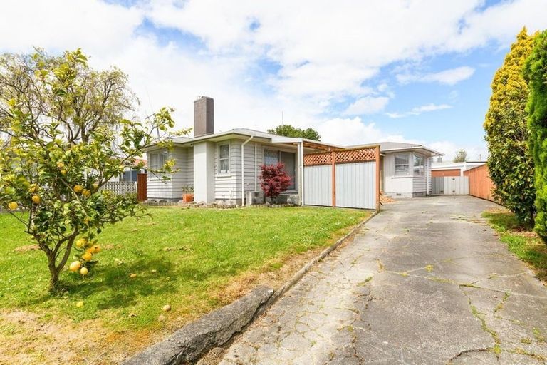 Photo of property in 8 Anakiwa Street, Kelvin Grove, Palmerston North, 4414