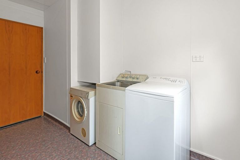 Photo of property in 1/37c Glenharrow Avenue, Avonhead, Christchurch, 8042