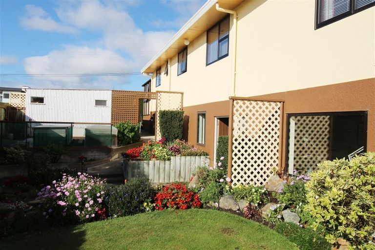 Photo of property in 20 Magdala Street, Kakanui, Oamaru, 9495