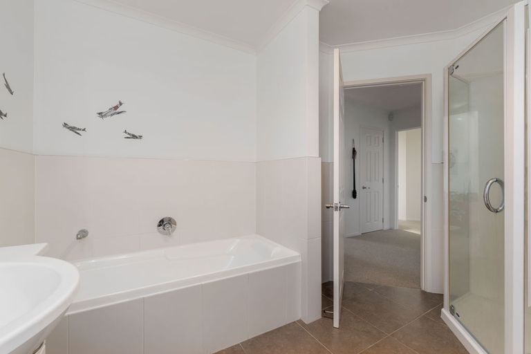 Photo of property in 204 Alec Craig Way, Gulf Harbour, Whangaparaoa, 0930