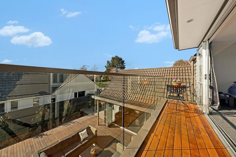 Photo of property in 29 Colina Street, Avonhead, Christchurch, 8042