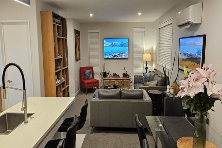 Photo of property in 10 Upham Lane, Rolleston, 7615