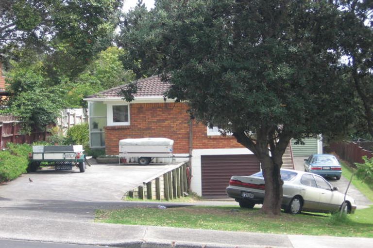 Photo of property in 2/84 Archers Road, Glenfield, Auckland, 0629